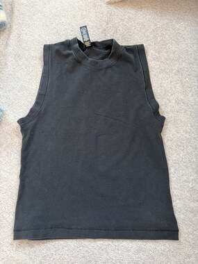 SKIMS Cotton Rib Muscle Tank in Soot